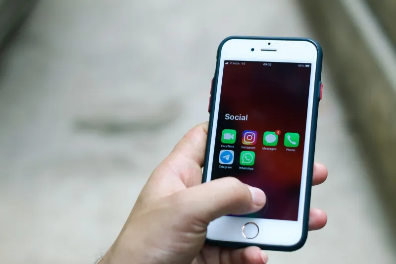 Encrypted Encounters: How Modern Technology Is Reshaping Privacy and Trust in Surat's Companion Services Market