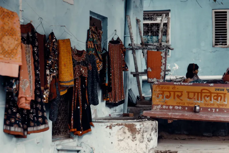 A First-Timer's Complete Social Guide to Surat: Etiquette, Hospitality, and the Art of Gracious Engagement
